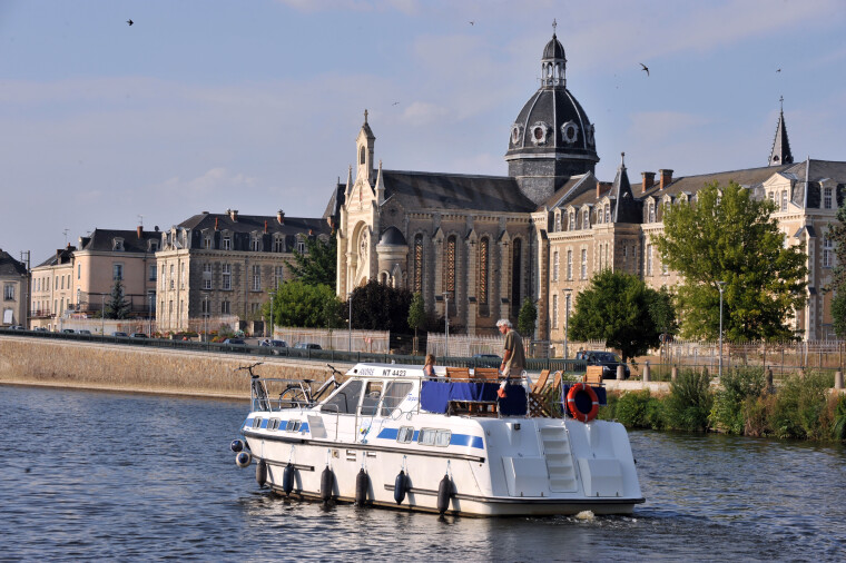 Croisière sur la Mayenne