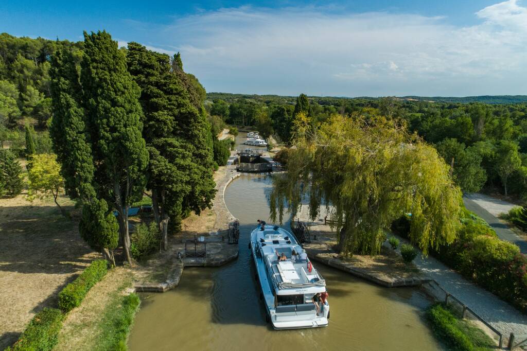 Location de péniche sans permis sur le Canal du Midi