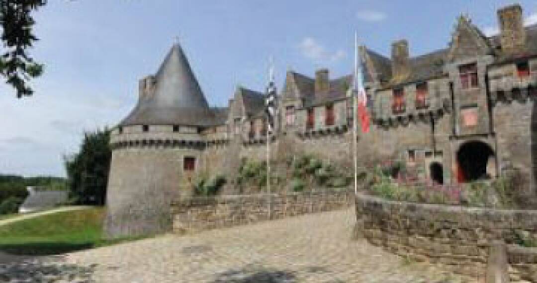 Pontivy pour ses ruelles m&eacute;di&eacute;vales et le ch&acirc;teau des Rohan&nbsp;&copy;BOURCIER Simon