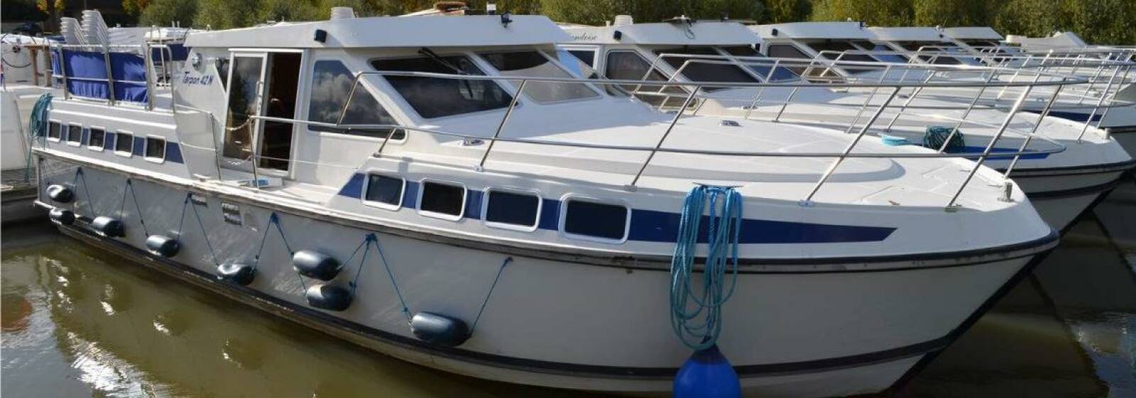 TARPON 42