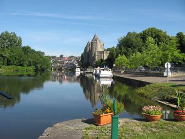 Le Canal de Nantes à Brest - Direction Pontivy