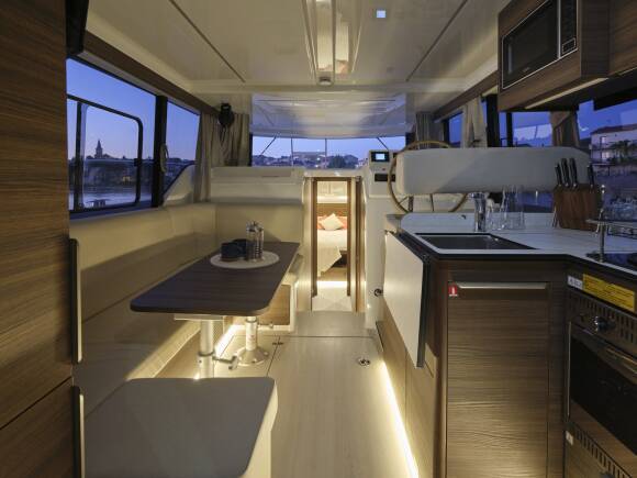 Liberty salon lumières allumées