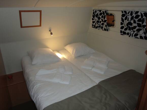 Tarpon 49 Quattro Prestige - Cabine Arrière Babord, au choix 2 Lits Simples ou 1 Lit Double