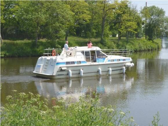 Bateau Sans Permis Tarpon 37 N - Pilotage Extérieur