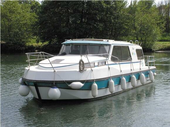 bateau sans permis Riviera 920 ext 1