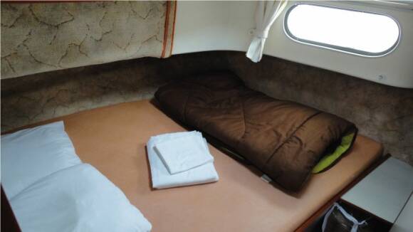 Confort 1350 B - Cabine Avant avec 1 Lit Double