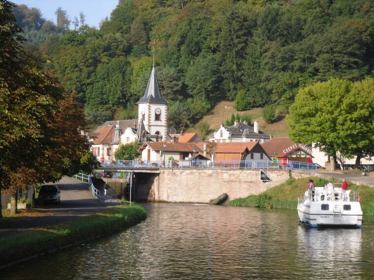 Le Canal de la Marne au Rhin  - Direction Nancy
