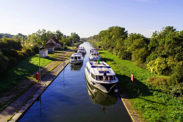 Le Canal Latéral à la Loire